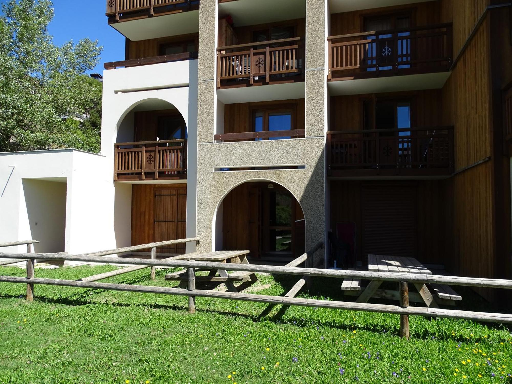 Studio Avec Jardin Et Garage, Proche Super Venosc Les Deux Alpes Kültér fotó